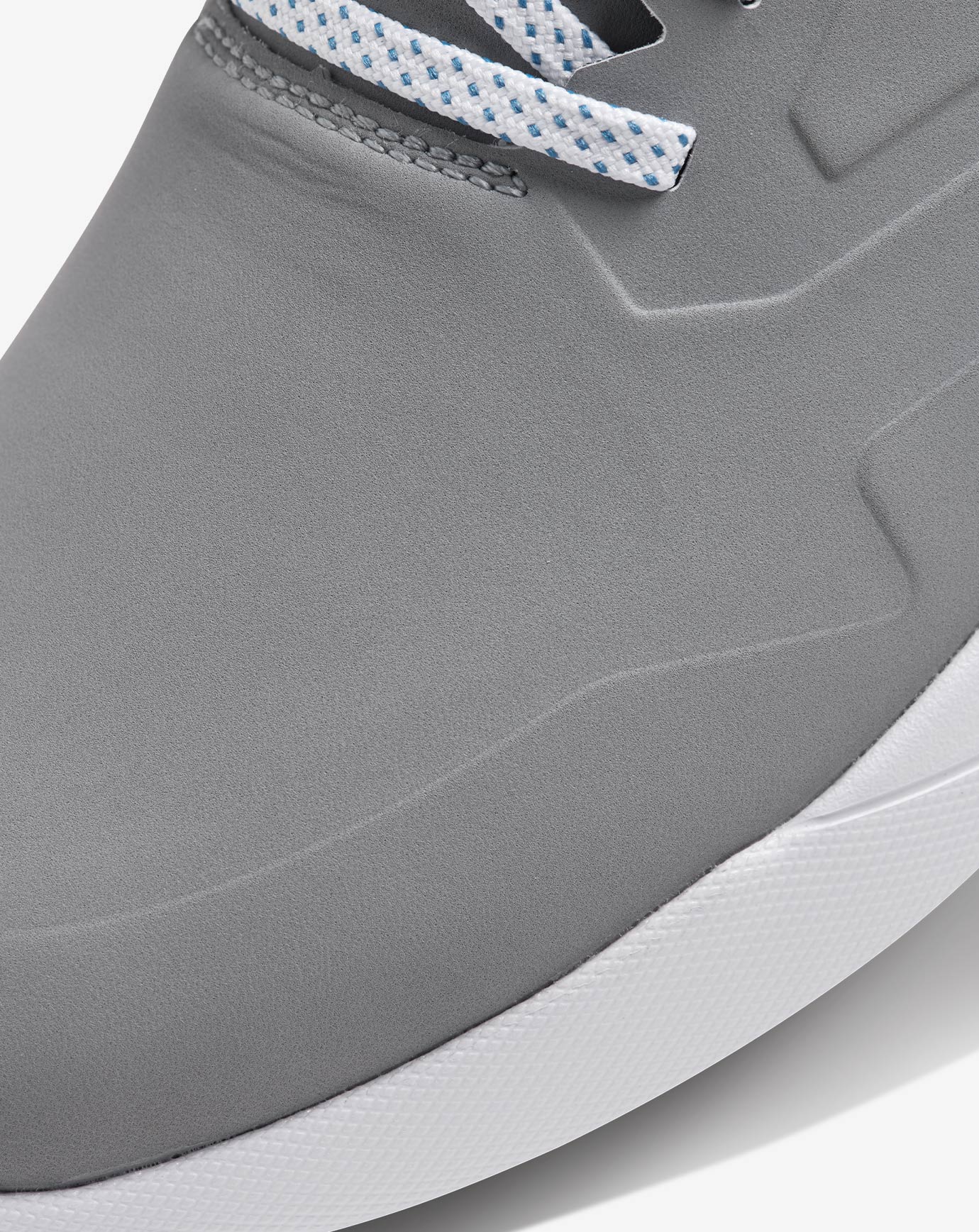 The Daily Pro Plus Golf Shoe