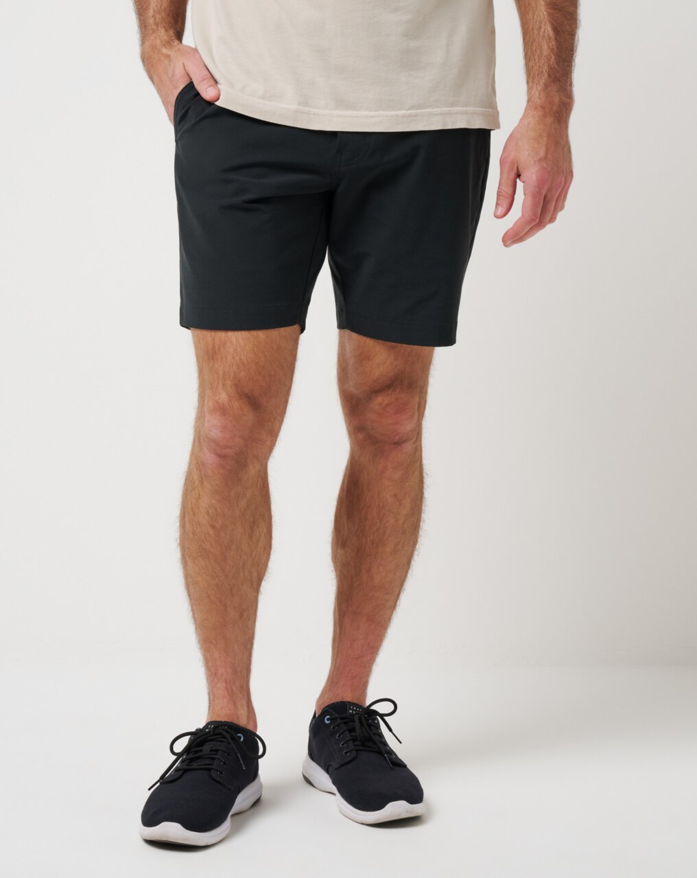 TECH CHINO SHORT 8IN 1