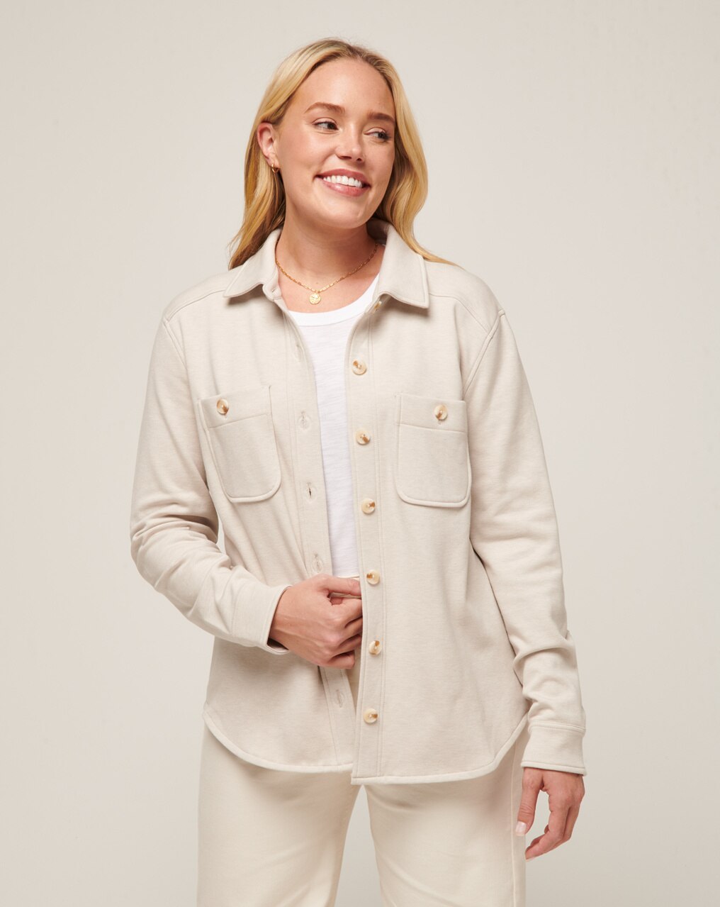 WOMENS CLOUD FLEECE WOMENS BUTTON UP SHACKET 1