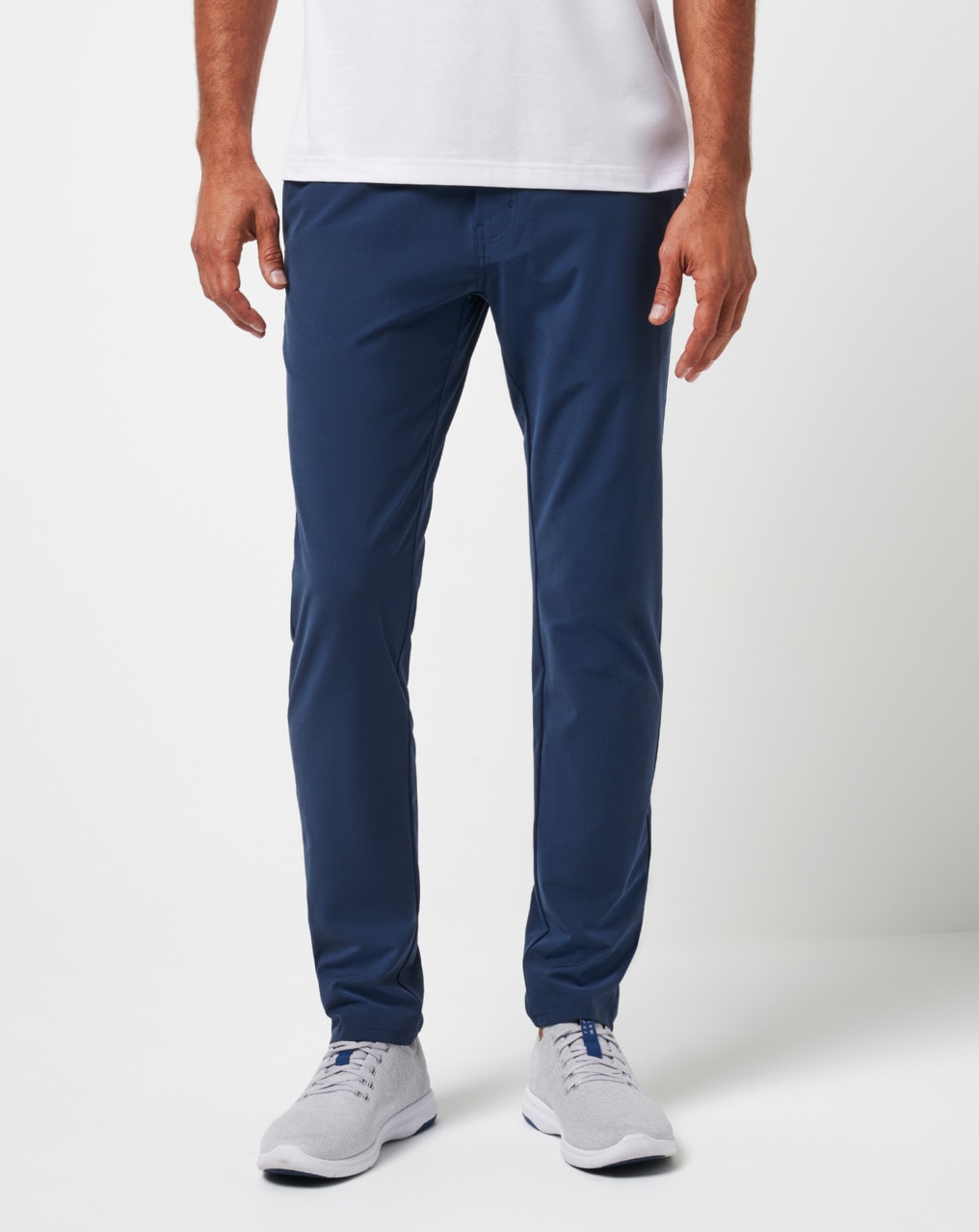 OPEN TO CLOSE TECH CHINO TROUSER 0