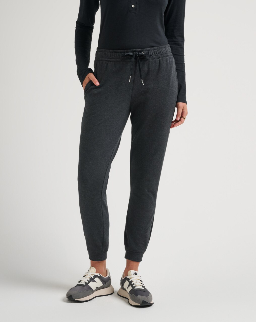 CLOUD FLEECE WOMENS JOGGER 1