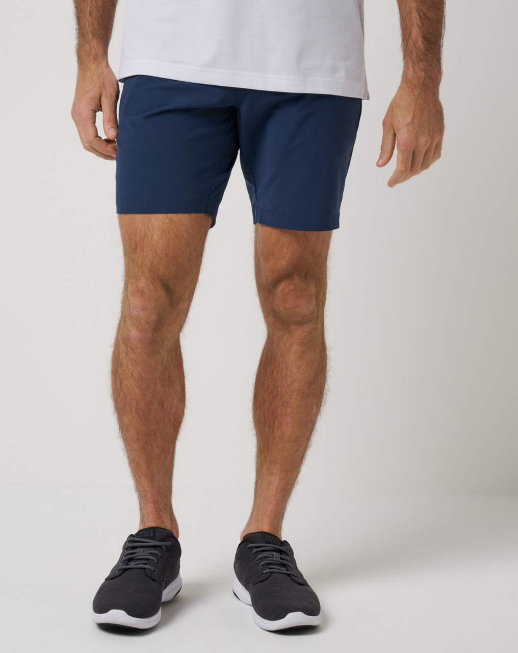 TECH CHINO 8" SHORT 1